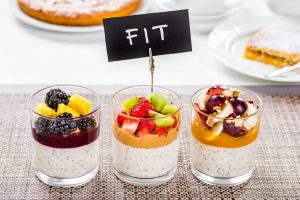 Yogurt e frutta fresca